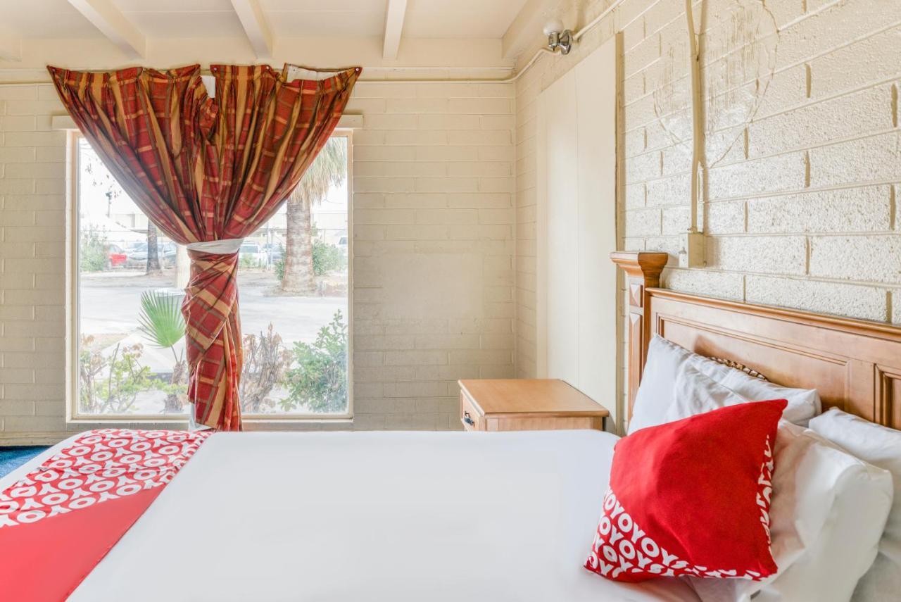 Oyo Oasis Motel Las Vegas I-15 Eksteriør bilde